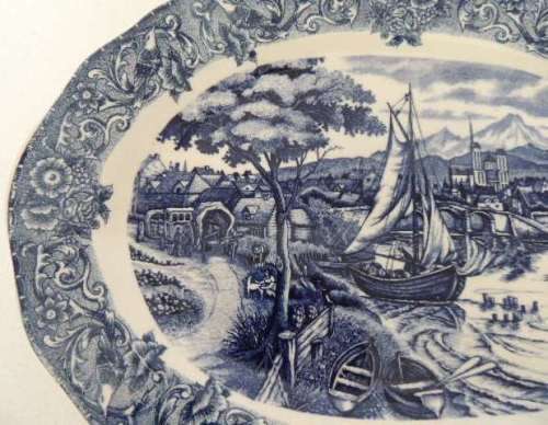 PLATTER - LARGE BLUE AND WHITE DELFT STYLE