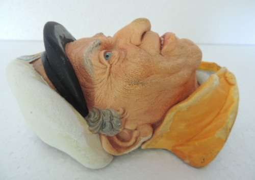 MAGNIFICENT CHALKWARE HEAD - "SKIPPER"