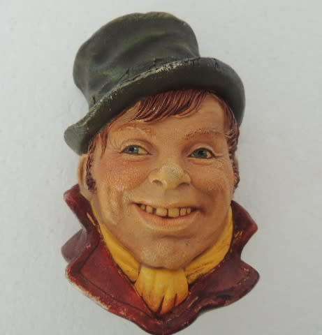 MAGNIFICENT CHALKWARE HEAD - "ARTFUL DODGER" by Legend Products