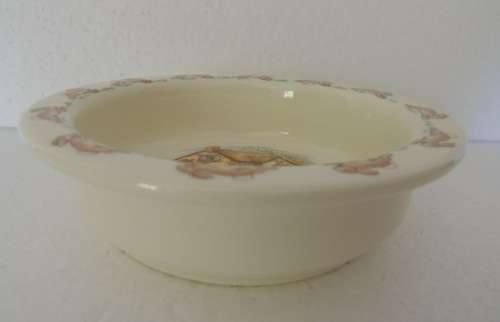 BUNNYKINS 4 ITEMS - MINT CONDITION