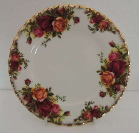 ROYAL ALBERT TRIO - "OLD COUNTRY ROSES"