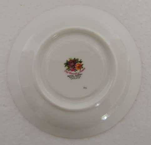 ROYAL ALBERT TRIO - "OLD COUNTRY ROSES"