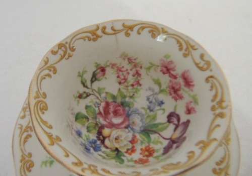 ROYAL ALBERT COFFEE DUOS X 6 - "NOSEGAY"