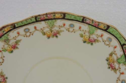 SUTHERLAND ENGLISH CHINA 26 PIECE TEA SET - PATTERN # 2492