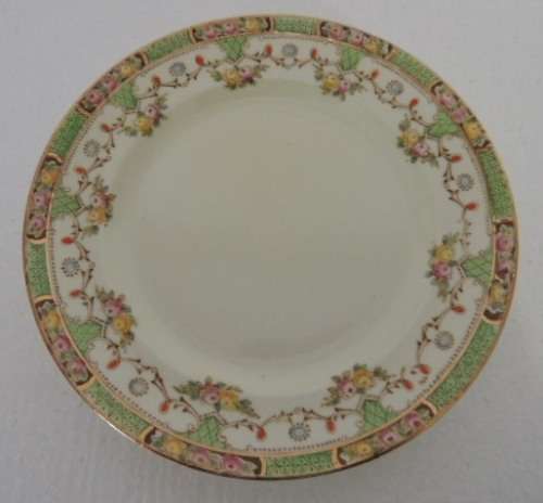 SUTHERLAND ENGLISH CHINA 26 PIECE TEA SET - PATTERN # 2492