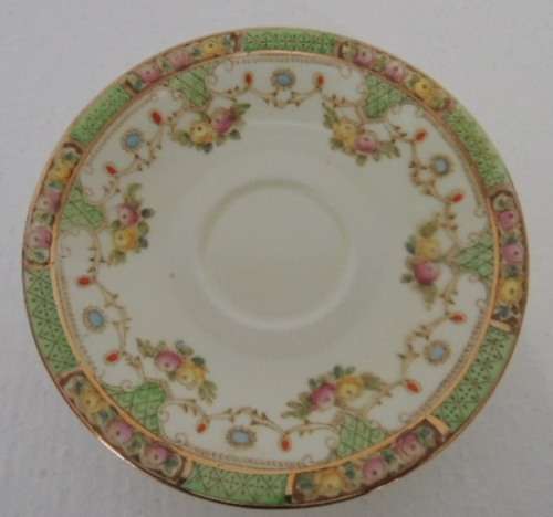 SUTHERLAND ENGLISH CHINA 26 PIECE TEA SET - PATTERN # 2492