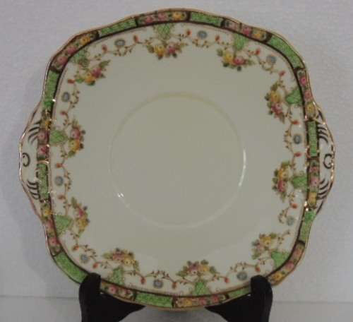 SUTHERLAND ENGLISH CHINA 26 PIECE TEA SET - PATTERN # 2492