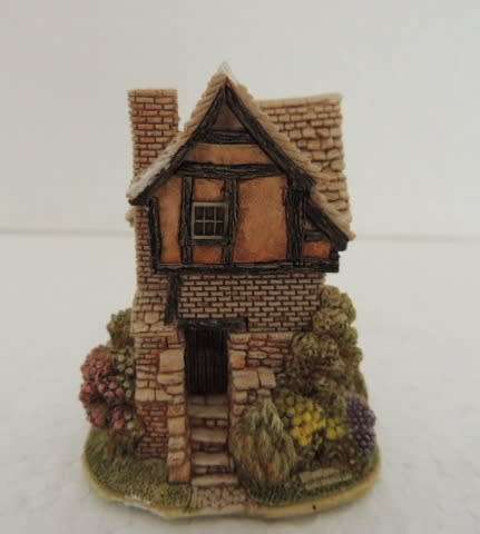 LILLIPUT LANE MINIATURE COTTAGE - "LITTLE SHAMBLES" boxed