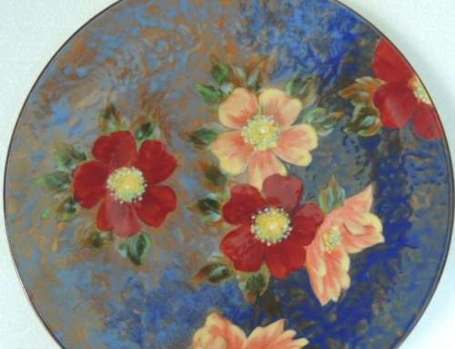 ROYAL DOULTON CHARGER "WILD ROSE"