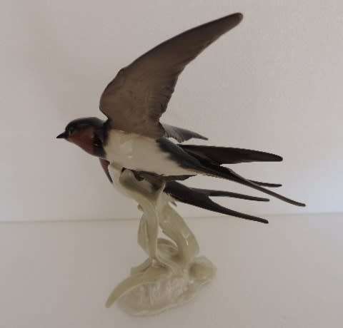 HUTSCHENREUTHER "SWALLOWS IN FLIGHT" - ABSOLUTELY EXQUISITE