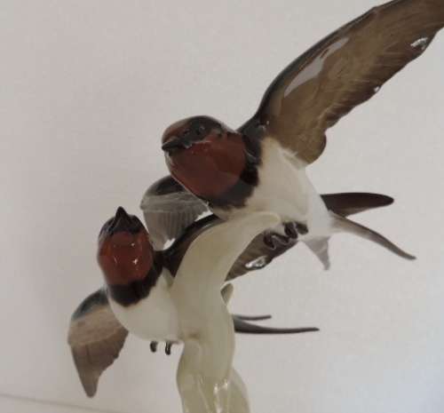 HUTSCHENREUTHER "SWALLOWS IN FLIGHT" - ABSOLUTELY EXQUISITE