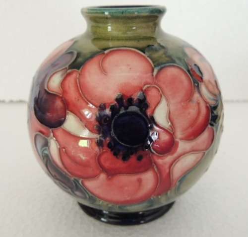 MOORCROFT "ANEMONE" VASE - absolute bargain