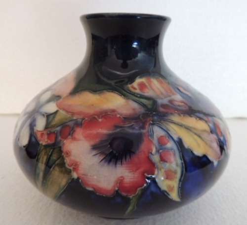 MOORCROFT "ORCHID" VASE - SIMPLY STUNNING, 13 cm, RESERVED FOR nicandtk