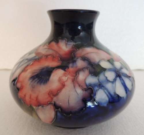 MOORCROFT "ORCHID" VASE - SIMPLY STUNNING, 13 cm, RESERVED FOR nicandtk