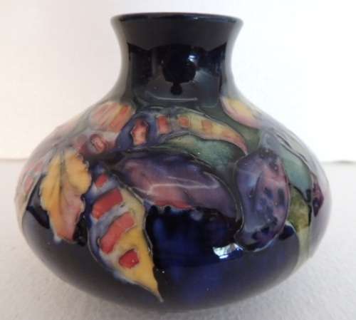 MOORCROFT "ORCHID" VASE - SIMPLY STUNNING, 13 cm, RESERVED FOR nicandtk