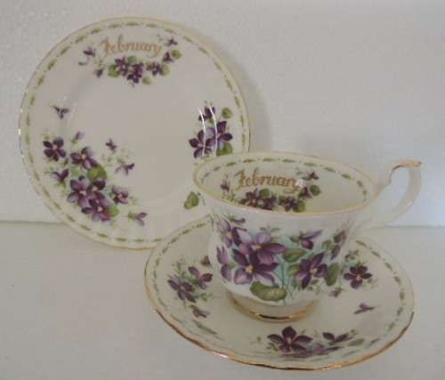 ROYAL ALBERT FLOWER ON THE MONTH TRIO - FEBRUARY