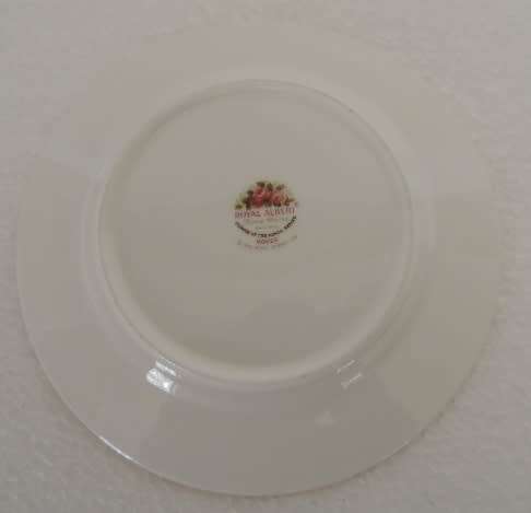 ROYAL ALBERT FLOWER ON THE MONTH TRIO - JUNE