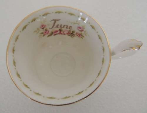 ROYAL ALBERT FLOWER ON THE MONTH TRIO - JUNE