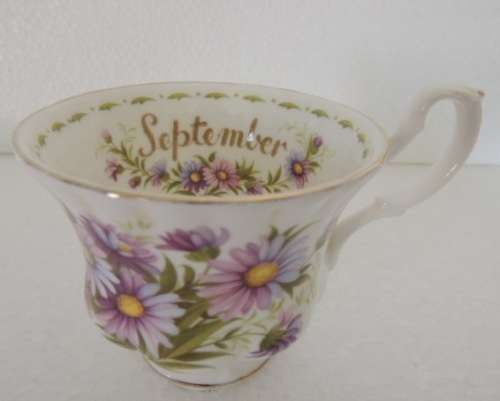 ROYAL ALBERT FLOWER ON THE MONTH TRIO - SEPTEMBER