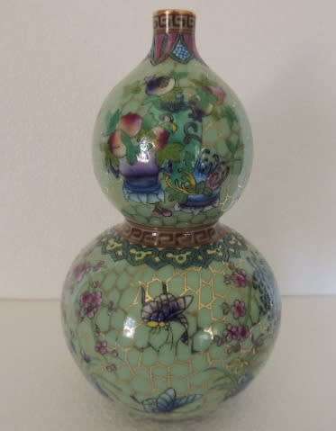 EXQUISITE CHINESE DOUBLE GOURD VASE