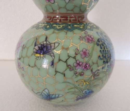 EXQUISITE CHINESE DOUBLE GOURD VASE