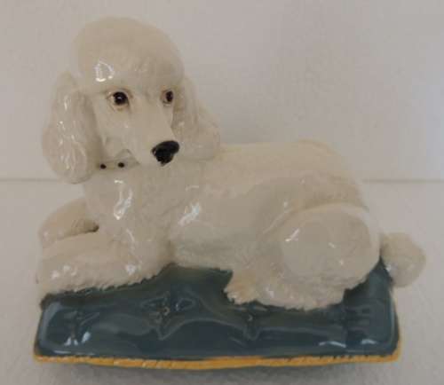 BESWICK POODLE ON CUSHION # 2985