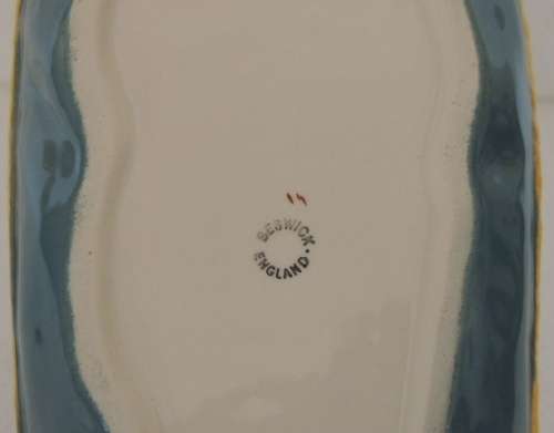 BESWICK POODLE ON CUSHION # 2985