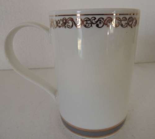 COMMEMORATIVE MUG - WEDDING OF PRINCE HARRY AND MEGAN MARKLE (BOXED)