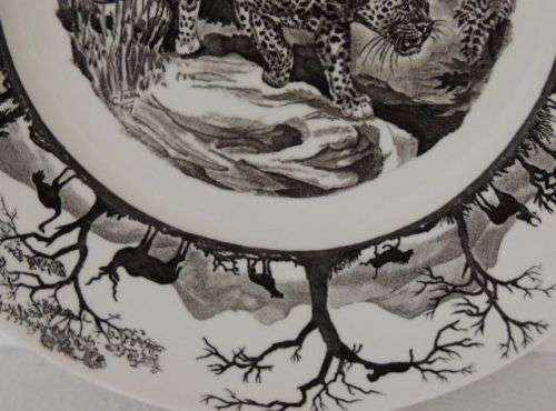 WEDGWOOD KRUGER NATIONAL PARK "LEOPARD" PLATE