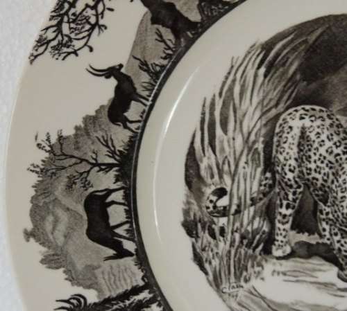 WEDGWOOD KRUGER NATIONAL PARK "LEOPARD" PLATE