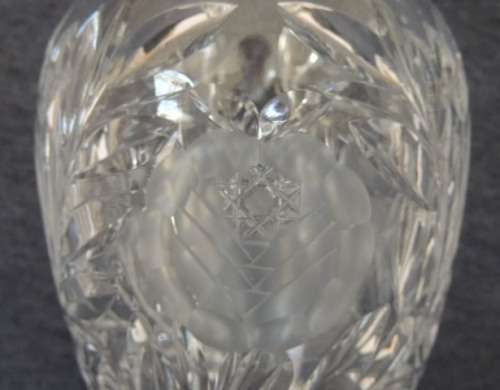 ROSE CUT DECANTER - MAGNIFICENT