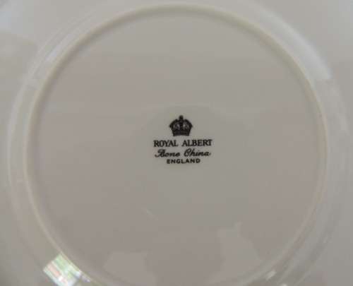 COLLECTION OF ROYAL ALBERT PIECES