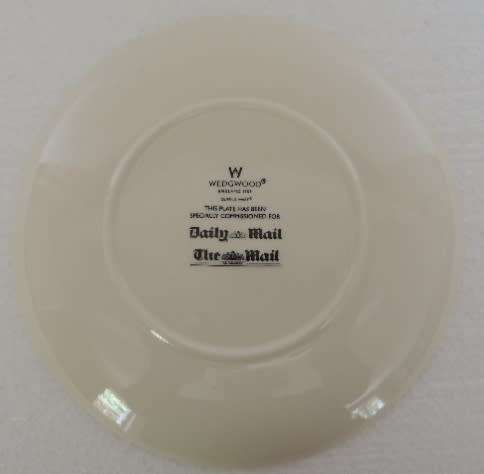Wedgwood Commemorative Plate - To Celebrate The Life Of The Queen Mother, boxed