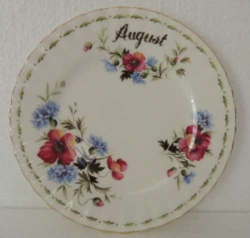 ROYAL ALBERT TRIO FLOWER OF THE MONTH - AUGUST