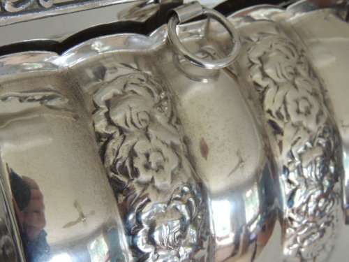MAGNIFICENT SILVER PLATED MUFFIN WARMER, price reduced