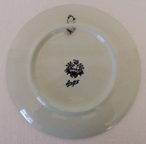 BOCH DELFT COLLECTABLE PLATE 1 - ROWING