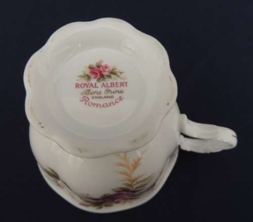 ROYAL ALBERT CUP ONLY - ROMANCE
