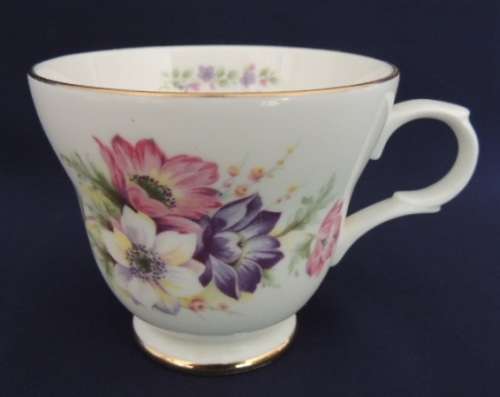 Crown Trent Flower Of The Month Trio - JANUARY