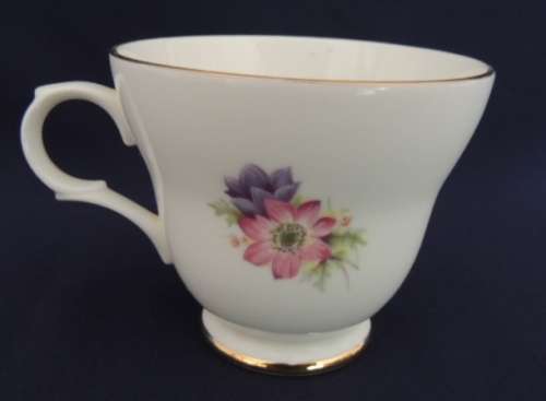 Crown Trent Flower Of The Month Trio - JANUARY