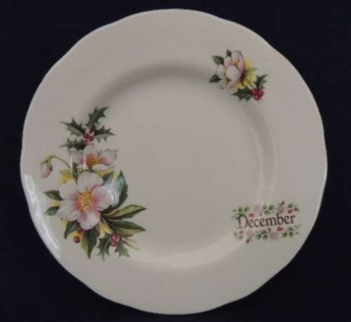 Crown Trent Flower Of The Month Trio - DECEMBER