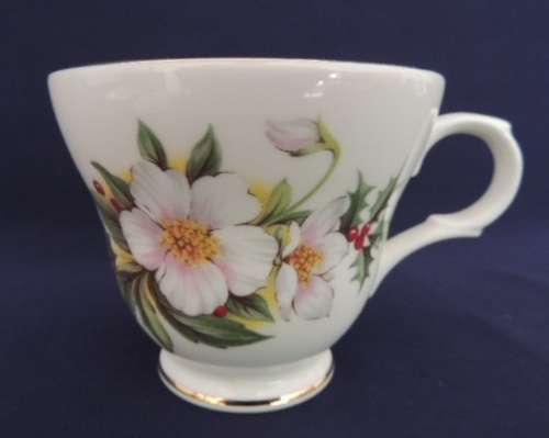 Crown Trent Flower Of The Month Trio - DECEMBER