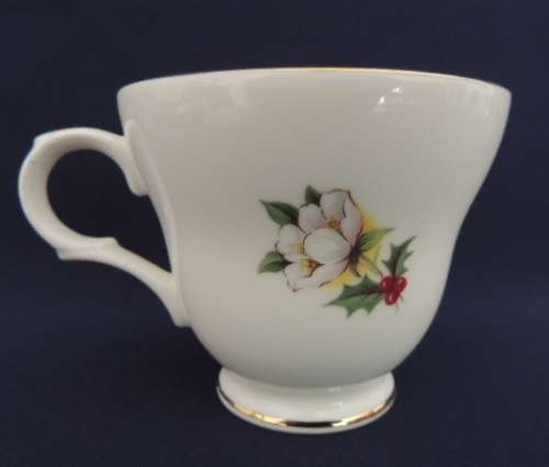 Crown Trent Flower Of The Month Trio - DECEMBER