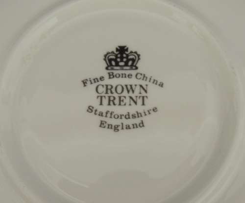 Crown Trent Flower Of The Month Trio - DECEMBER