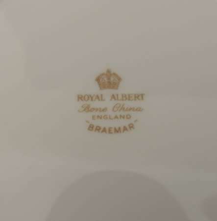 Royal Albert Cake Server - BRAEMAR