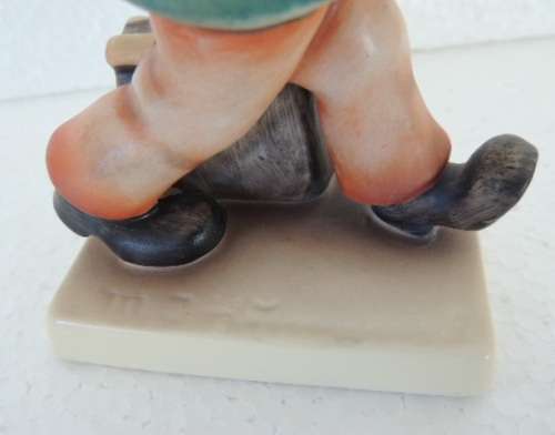 Hummel Figurine - Merry Wanderer