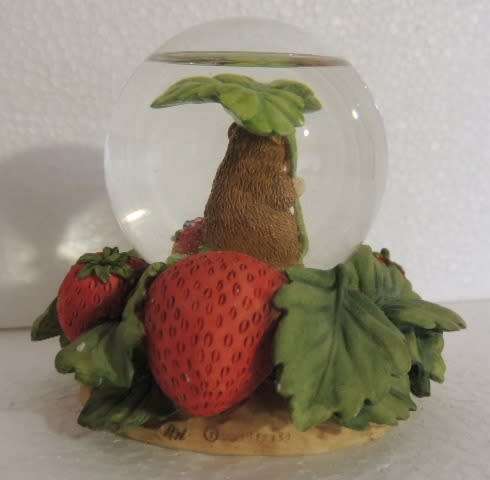 Beatrix Potter Mini Waterball by BFA - Timmy Willie and Strawberry