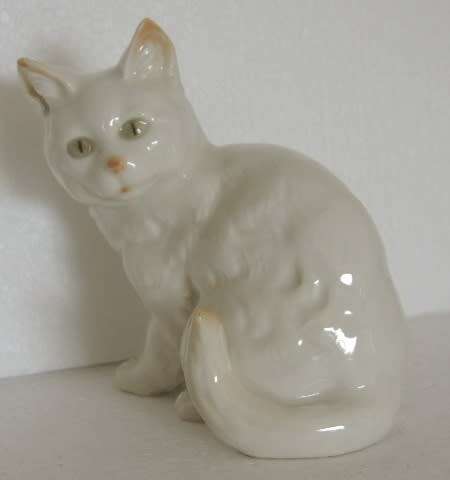 Hutschenreuther Seated Cat
