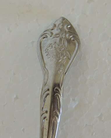 Poole Pottery Sugar Bowl (SUGAR SPOON INCLUDED)