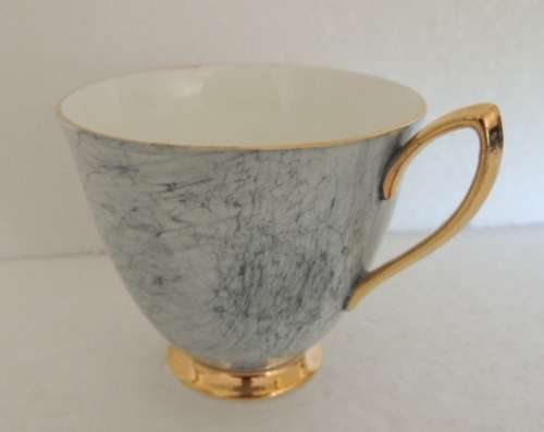 Royal Albert Gossamer Trio - Light Blue