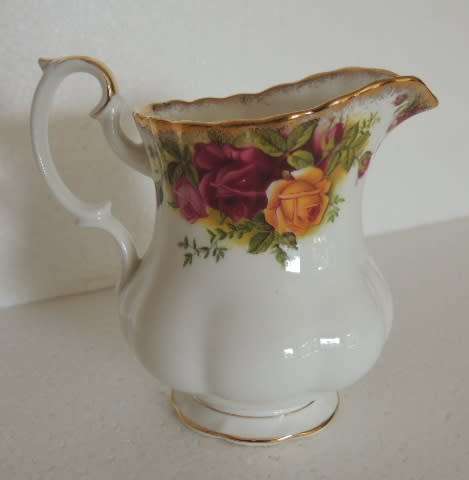 Royal Albert Large Milk Jug - `Old Country Roses`